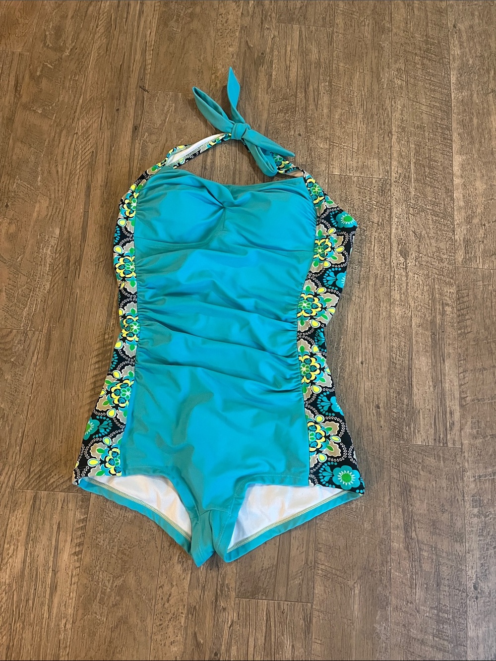 Bathing suit